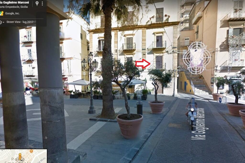 Prospetto in via Roma