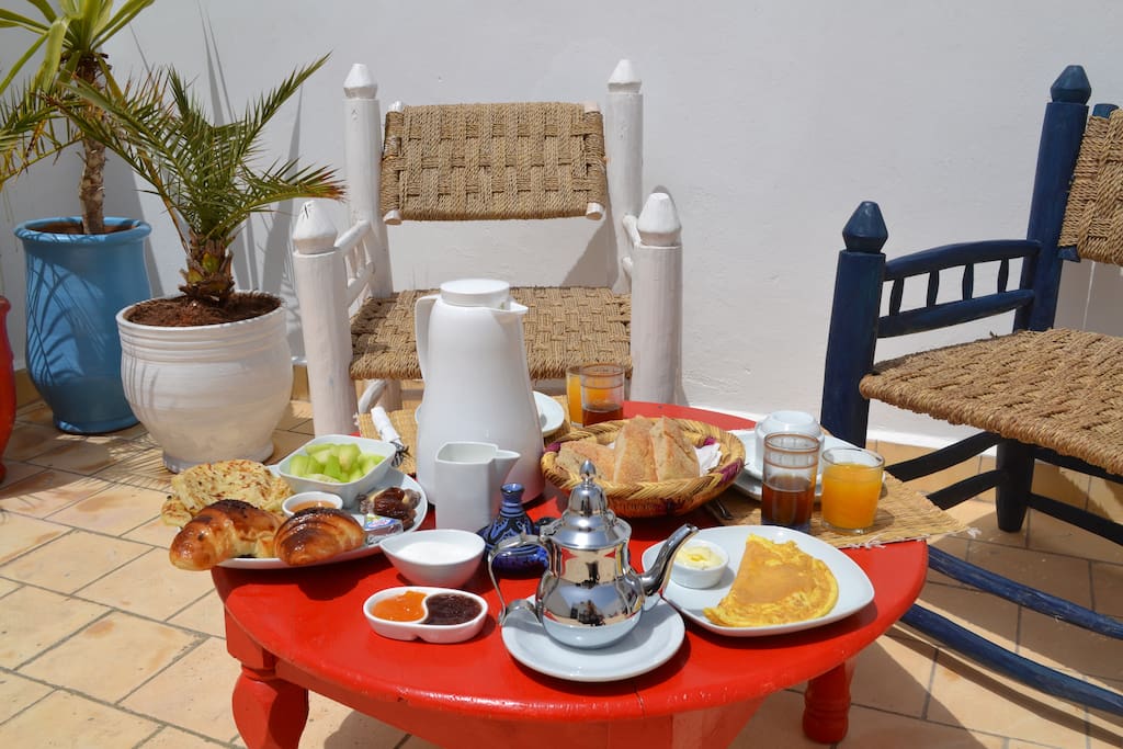 We believe that breakfast is the most important meal of the day!