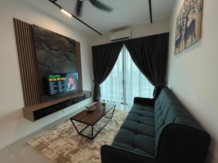 Royal Suite Unique Big Studio@meritus Perai - Bukit Mertajam