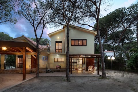 Top Airbnb: Beautiful studio flat just steps from the sea a Pula