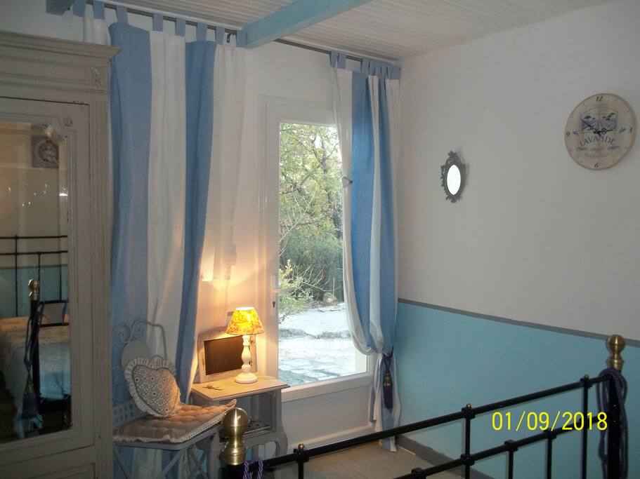 entrée indépendante privative