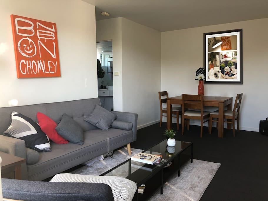 Lounge / Dining Room