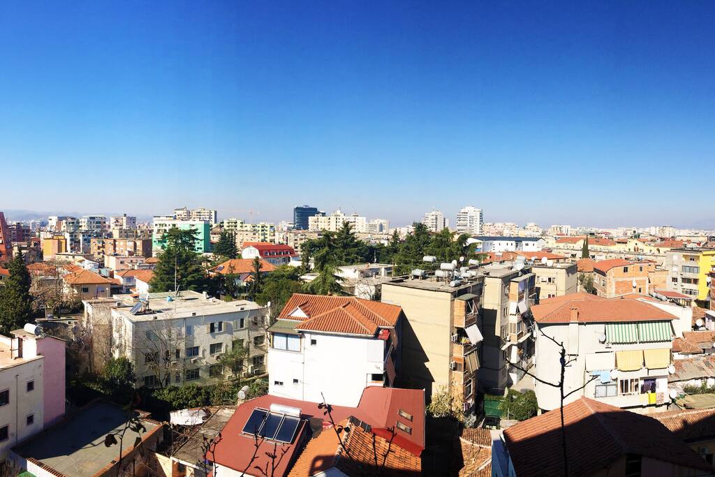 A spectacular view from the balcony (6th floor), which you can enjoy your morning rituals, and an interesting view of the city.