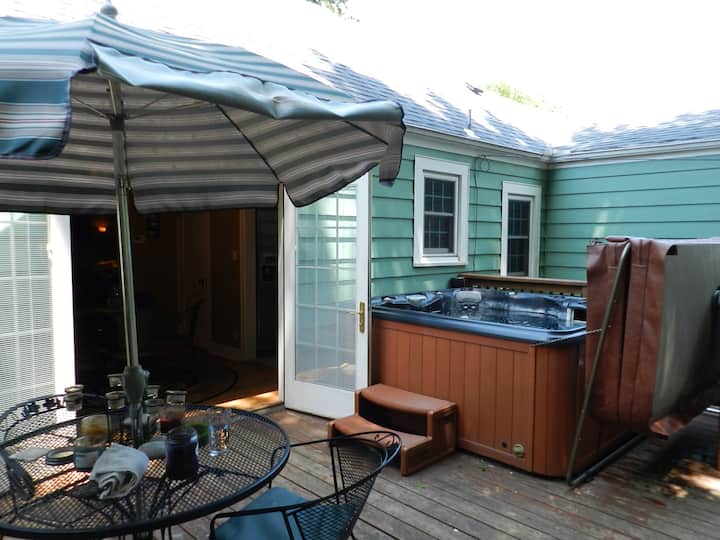 8 Best Airbnbs With Pool In Springfield, Missouri Updated 2024 Trip101