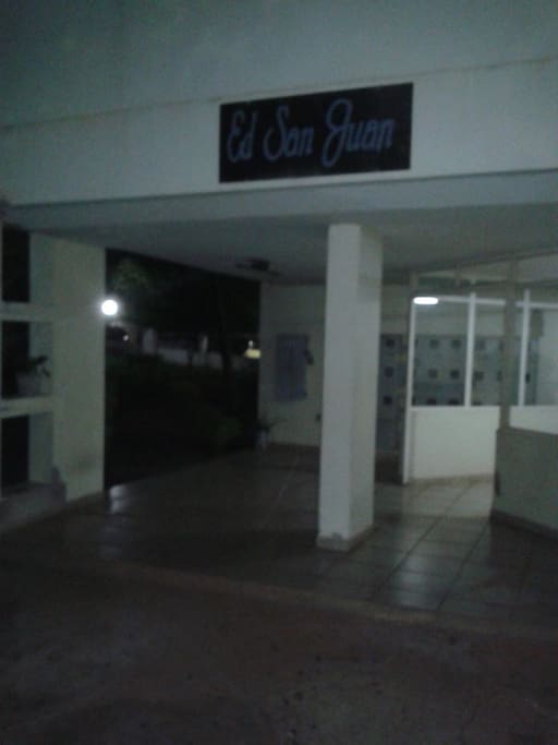 Entrada do apartamento.