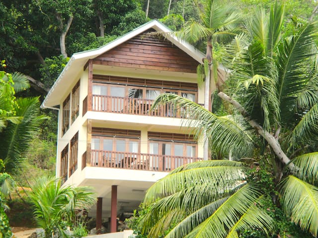 Healing Islands Chalet "Fler", great sea view