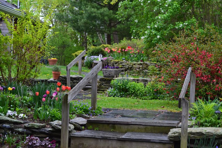 Guest favorite listing in Hudson