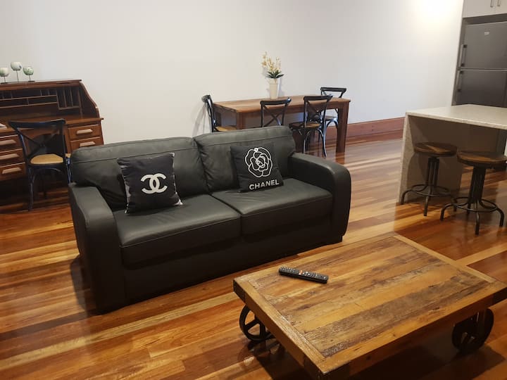 Sublime Spa Apartments On Murphy - Wangaratta Railway Station