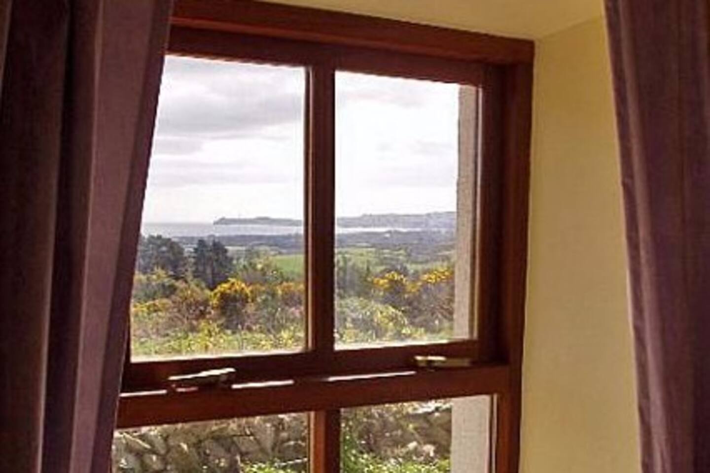 Wicklow Cottage With Spectacular Sea Views Bungalows For Rent In