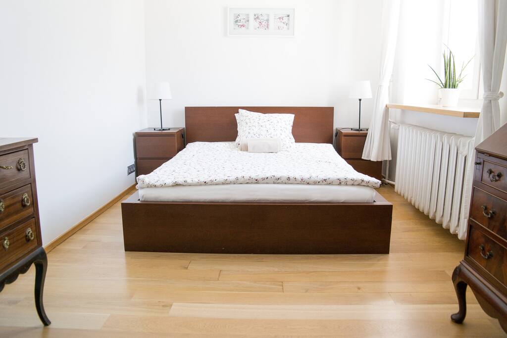 Bedroom with a double bed