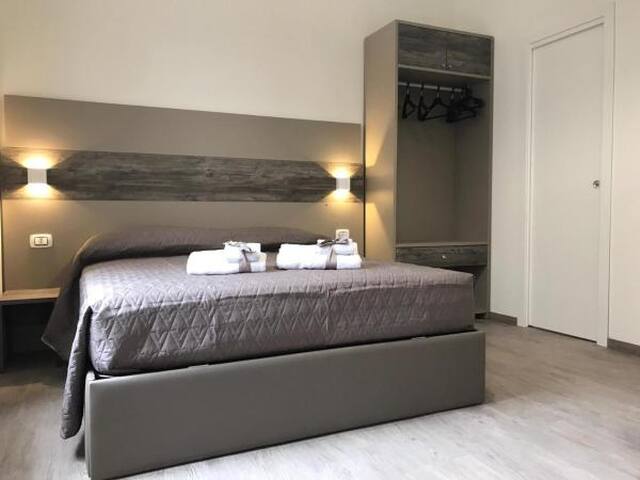 Appartamento in centro, vicino San Pietro gallery image 2