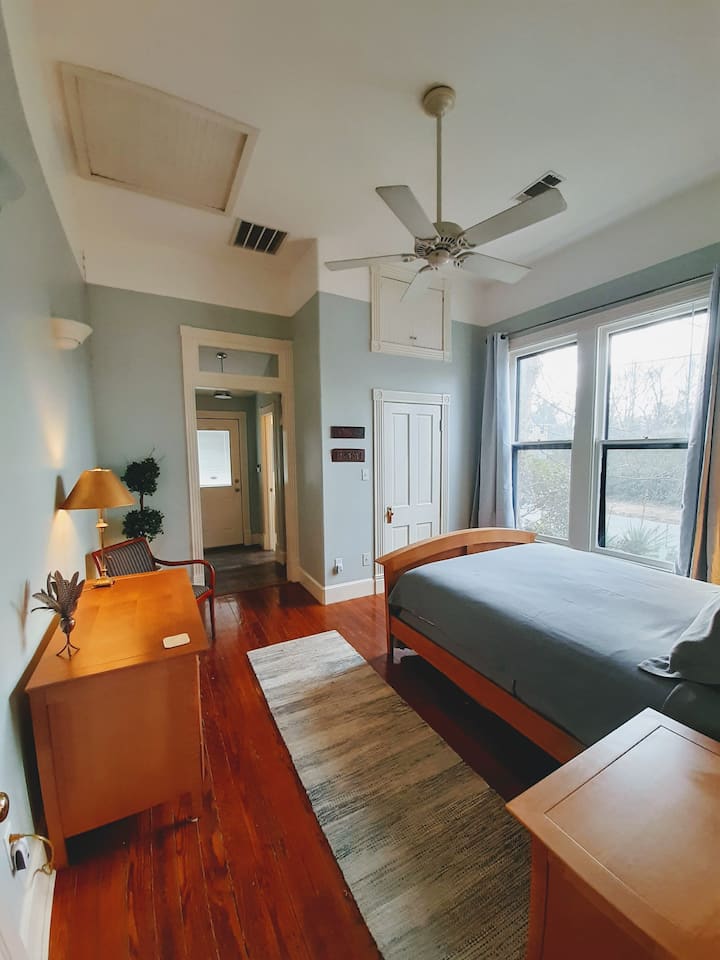 Javor, kanadský nábytok