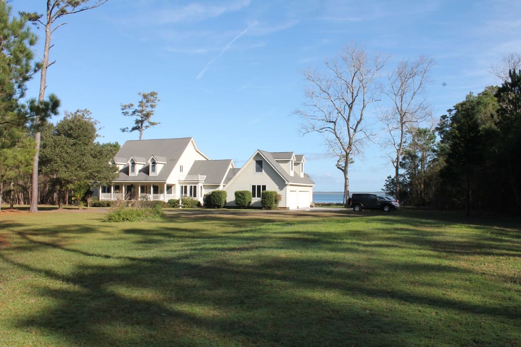 The private apartment is part of a single family waterfront home on 10 acres