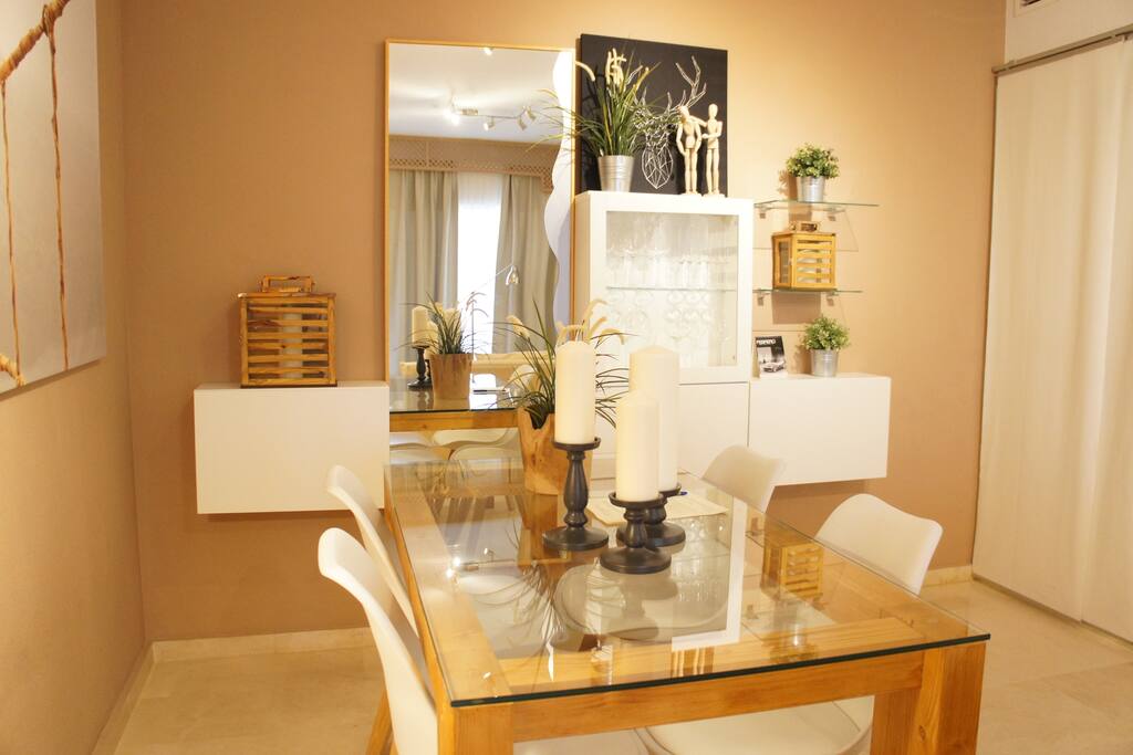 LIVING ROOM - SALÓN