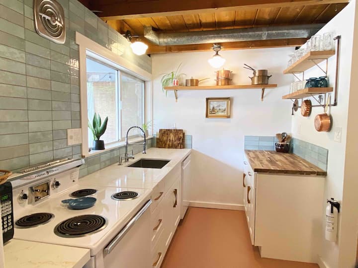 Top 10 Airbnb Vacation Rentals In Tukwila, Washington Updated 2024