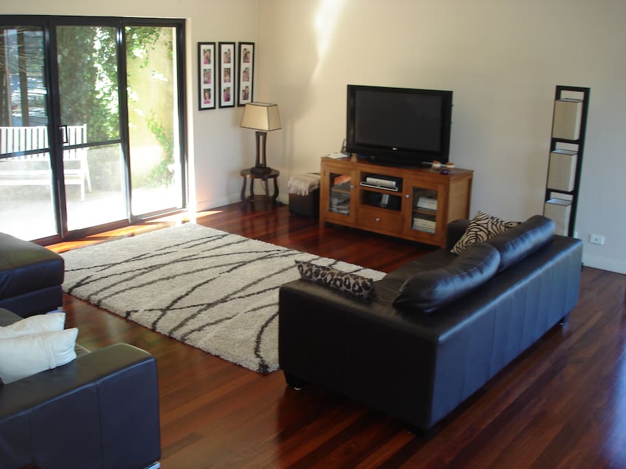 Lounge room