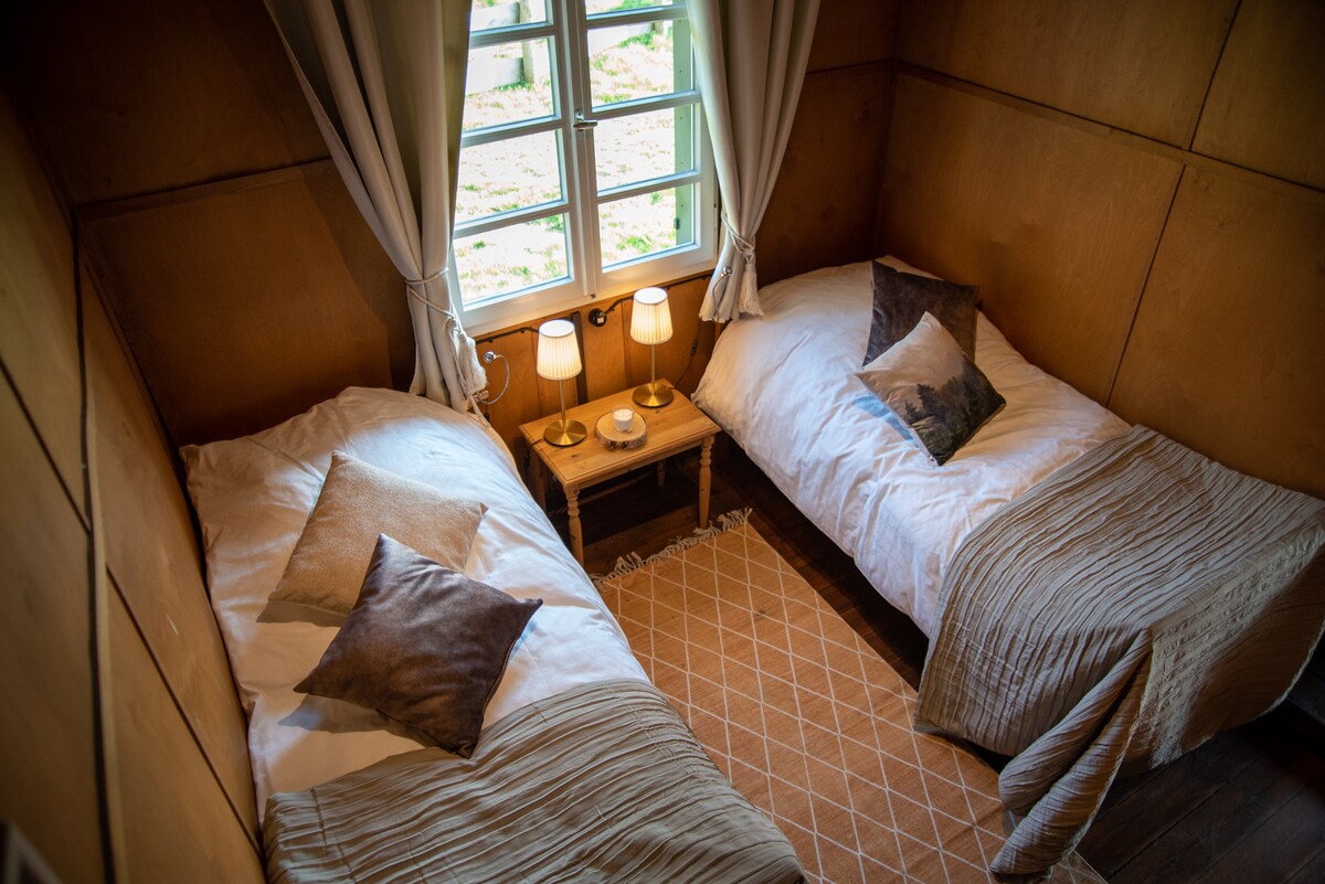 Spálňa 1 s 2 samostatnými lôžkami