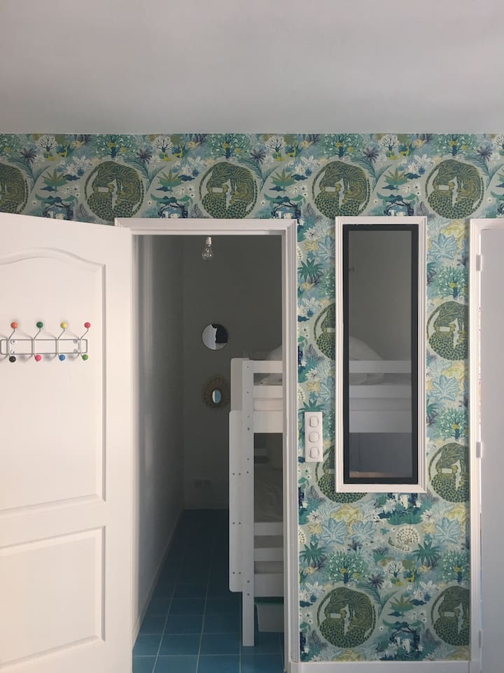 小木屋房间双层床 