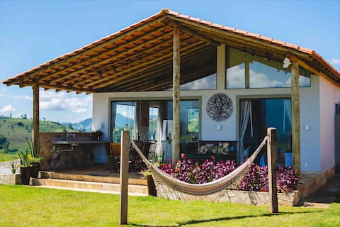 Chalé Raiz - Pedra Menina - Caparaó National Park