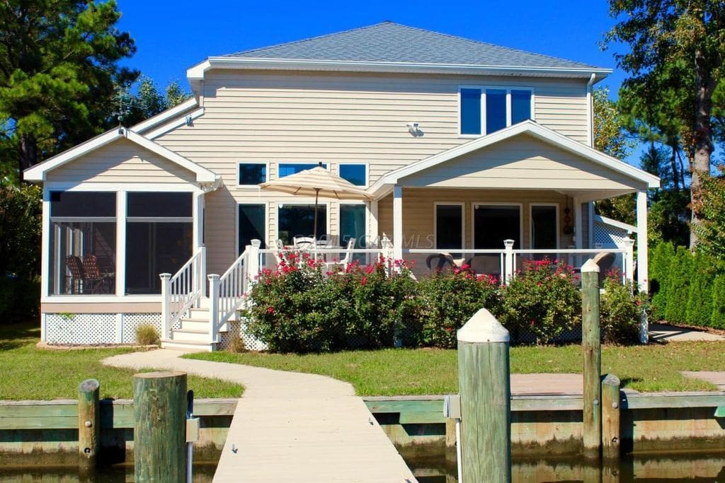 Ocean Pines, MD waterfront oasis minutes to OC ! Houses for Rent in