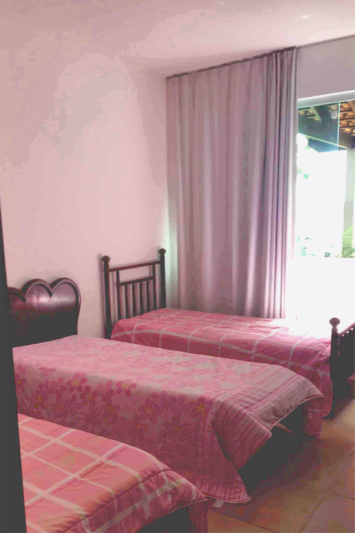 Ერთადგილიანი ნომერი 3 საწოლი / ნახევრად - ლუქსი /ლაგუნის ხედი 