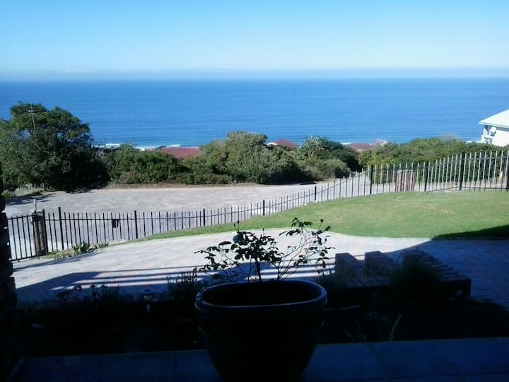 Le Sommet 2 - A relaxing, quiet getaway spot