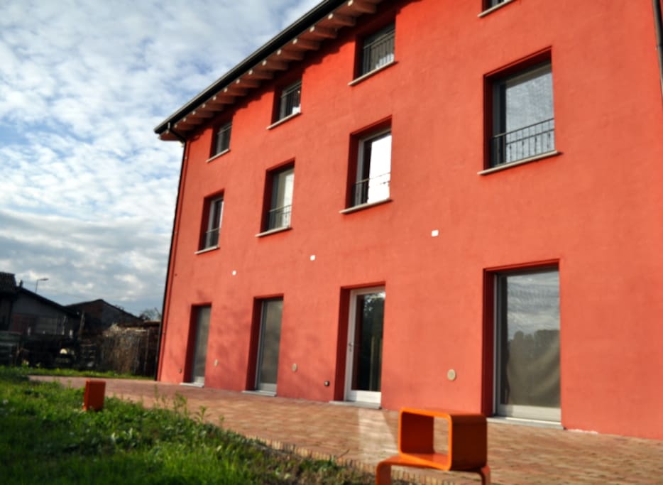 esterni della casa recuperati in bioarchitettura (cappotto termico)