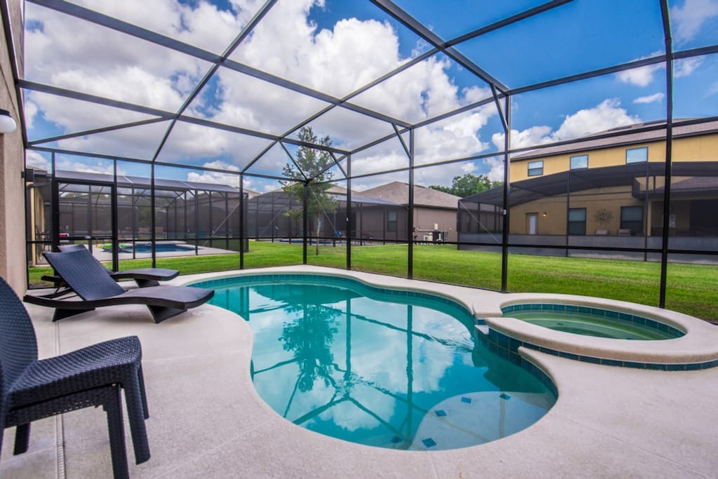 1132CypressPointeBlvd-48