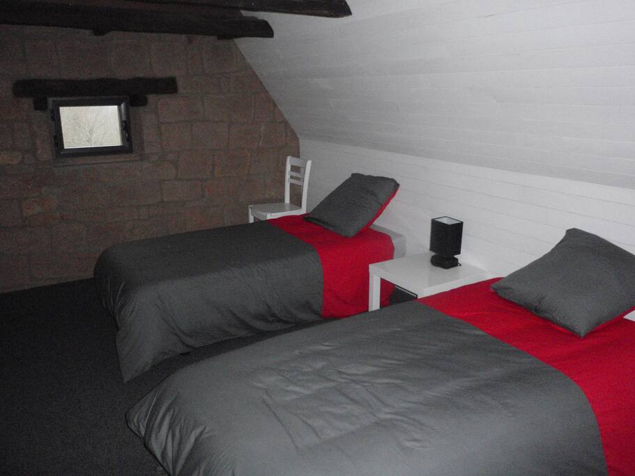 Chambre 2 lits simples