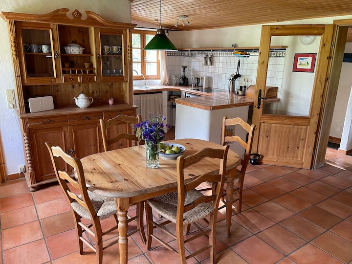 Essbereich mit Küchen