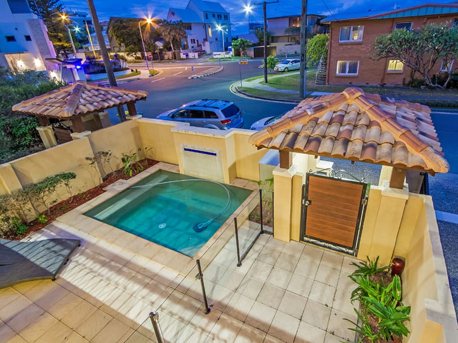 Private Pool Area