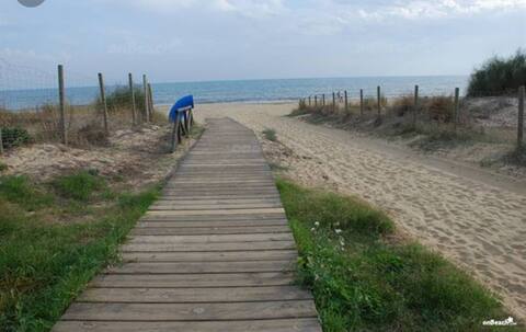 1 beach line, 3 dorm Islantilla, 5 mnt golf course