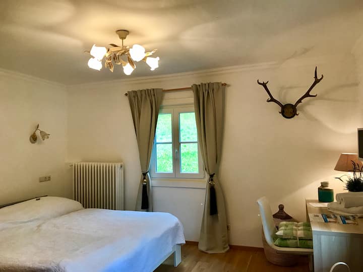 1号卧室公寓绘画店