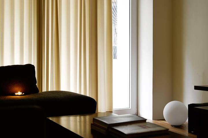 W HOUSE gallery image 2