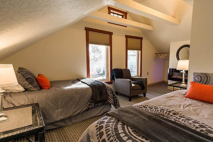 Ზედა საძინებელი