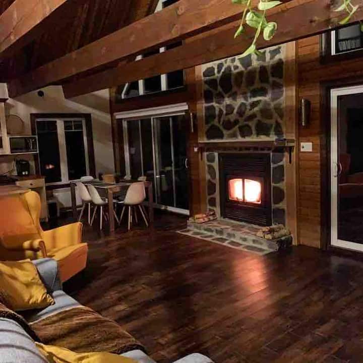 Year Round Cottage With A View - La Malbaie