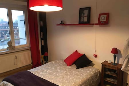 bed breakfast and smile