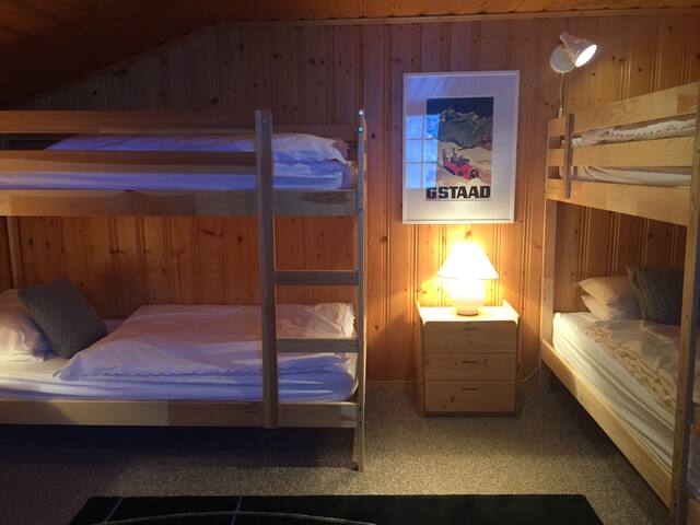 Chalet Les Coquelicots, Les Diablerets gallery image 4