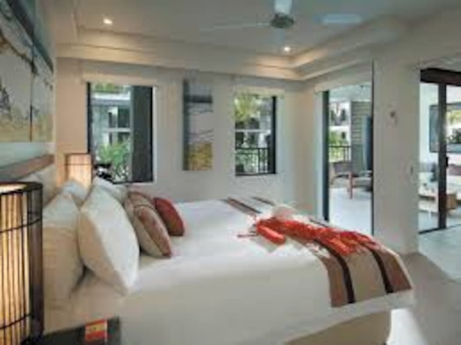 Master Bedroom & Ensuite