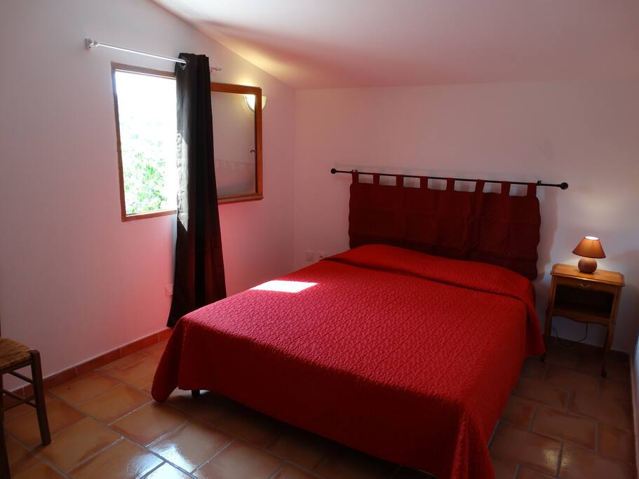 Gîte "Le Noyer" Chambre 1 - Lit 160 x 200