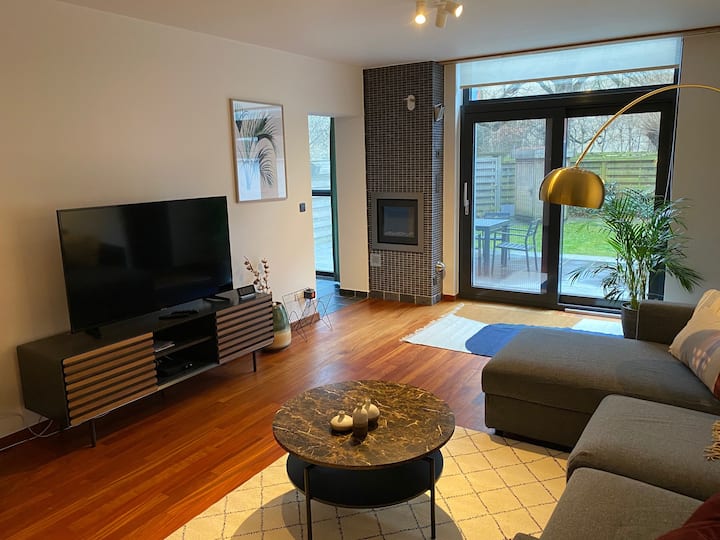 Louvain city center, luxury apartment with garden