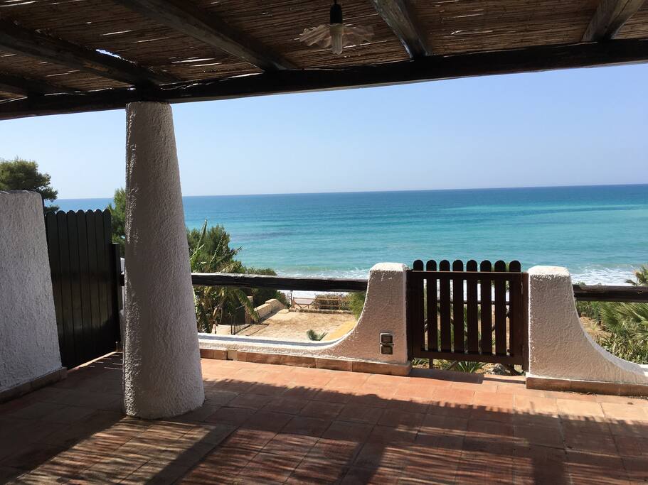 Vista terrazza sul mare