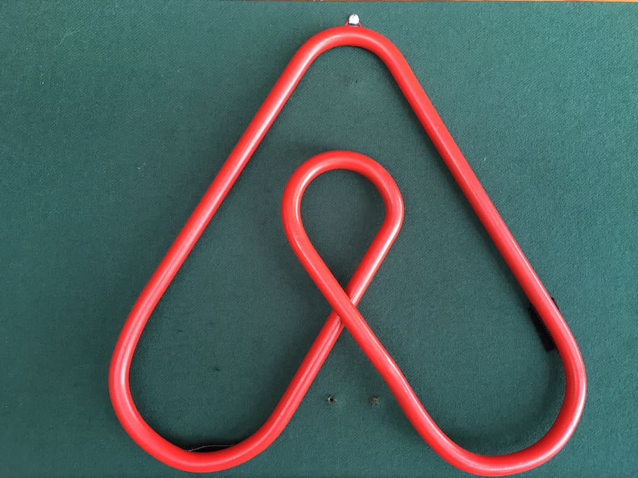 Airbnb connecting people...We belong anywhere. We are all one.