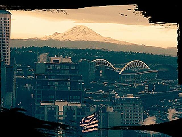 Triple Venti View & Penthouse Style Lux gallery image 3