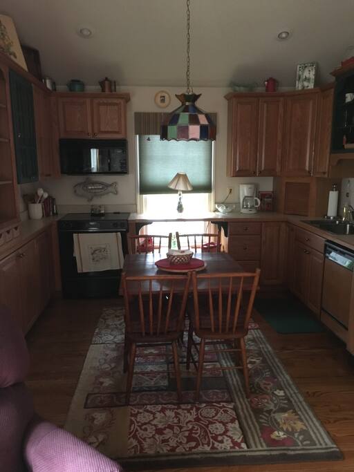 The Riva House Guesthouses for Rent in Riva, Maryland, United States