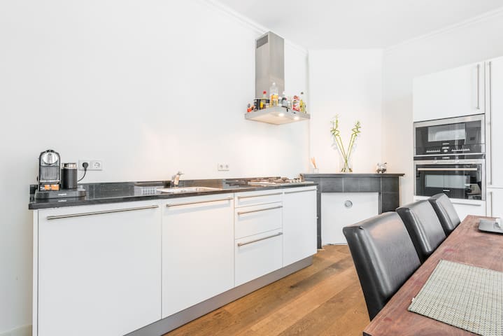 Epic appartement! Good deal gallery image 5