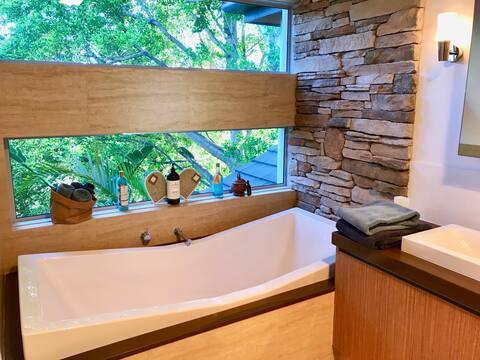 Luxury, Romance and Nature
