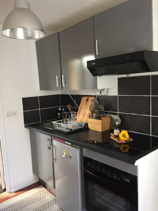 Fully furnished kitchen
