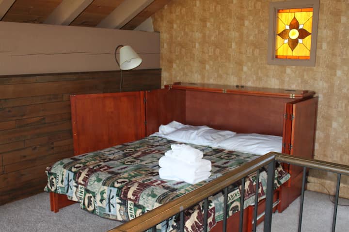 سرير ميرفي العلوي - بحجم كبير