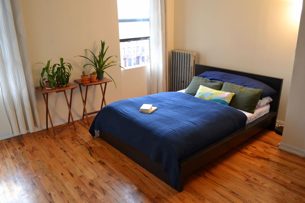 The bedroom includes a queen-sized bed, a nice closet, and a five-drawers chest.